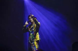 周杰倫演唱會引爆朋友圈 十萬人狂歡創全國紀錄，經紀公司深夜發文致謝